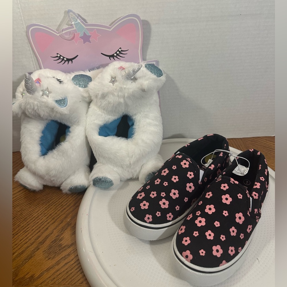 🆕US Sports Slip Ons & Slippers